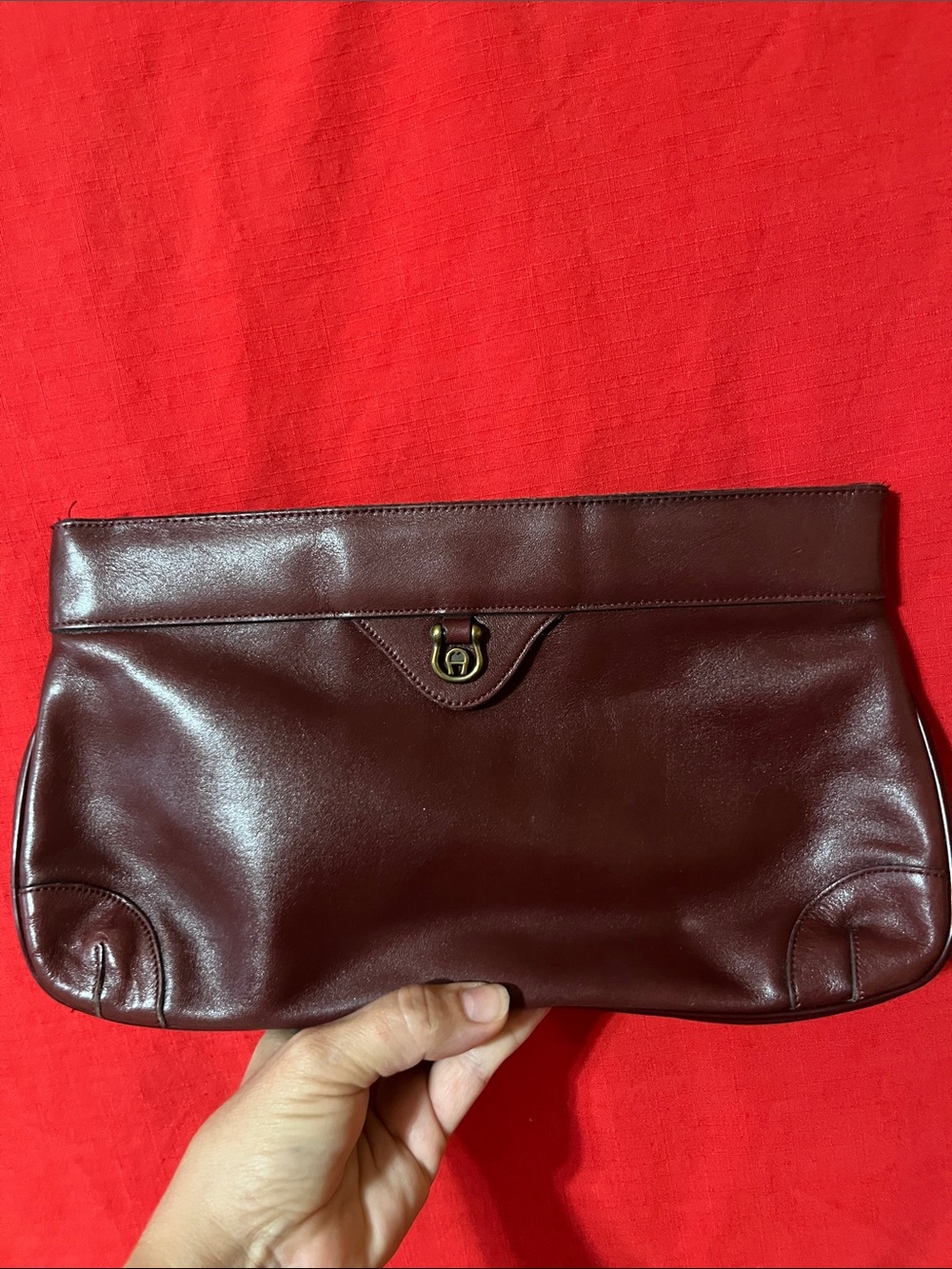 Vintage Etienne Aigner Clutch